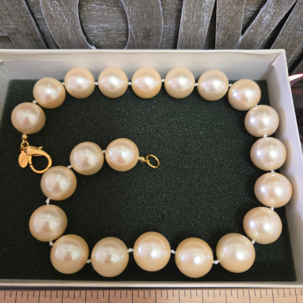 Vintage Lady RemingtonFaux Big Pearl Necklace Cream Knotted 80s style retro